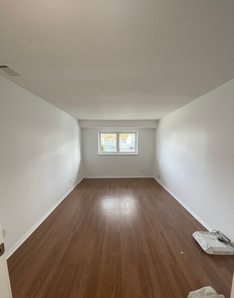 Building Photo - 134 Woodbine Ave