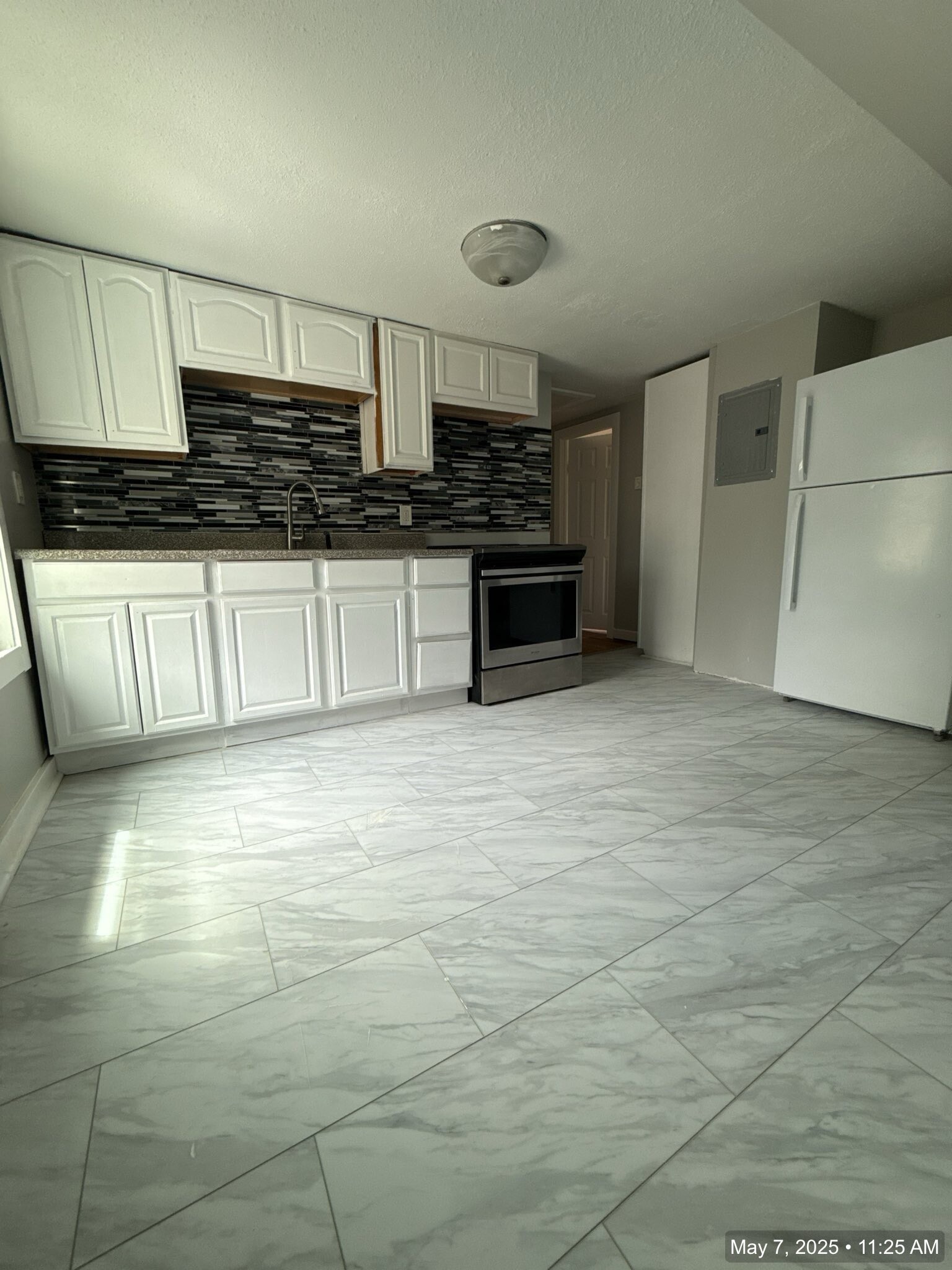 Kitchen - 751 Washington St