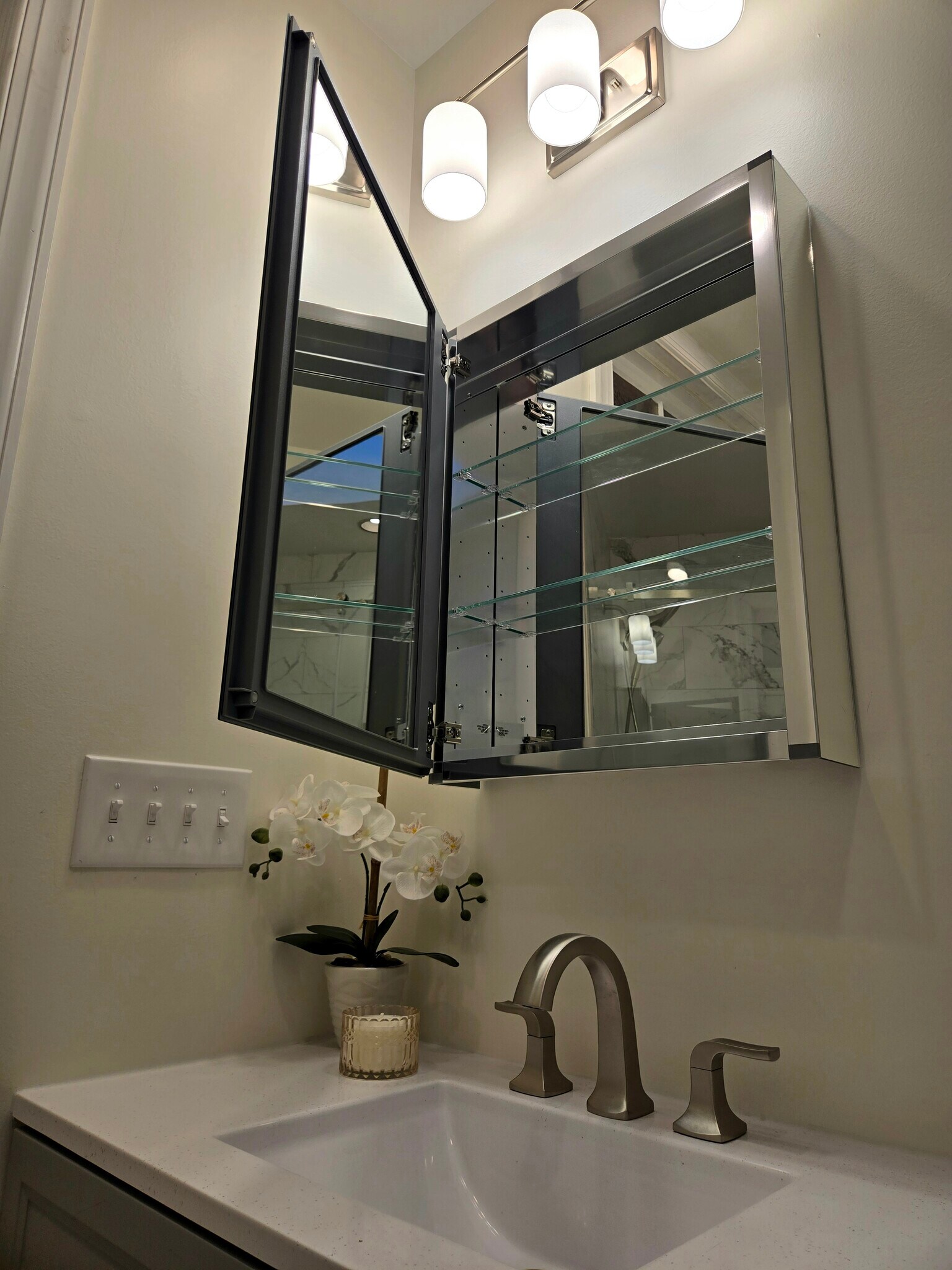 Building Photo - 100 Melvin Ave