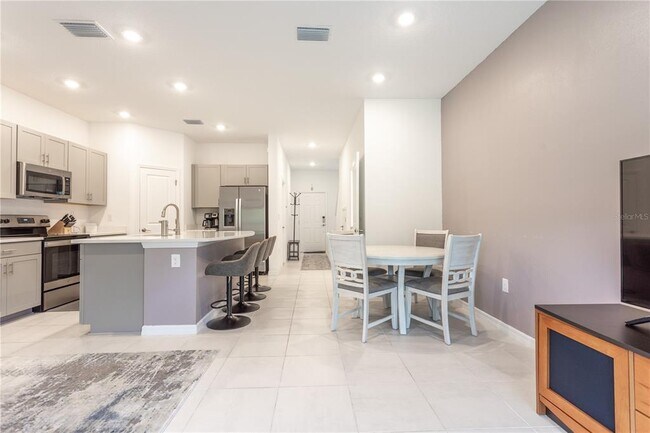 Building Photo - 8473 Lunar Skye St