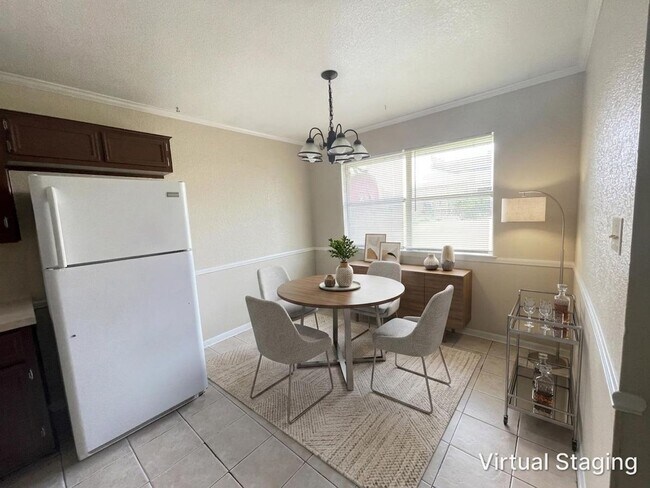 Building Photo - 4405 Derik Dr