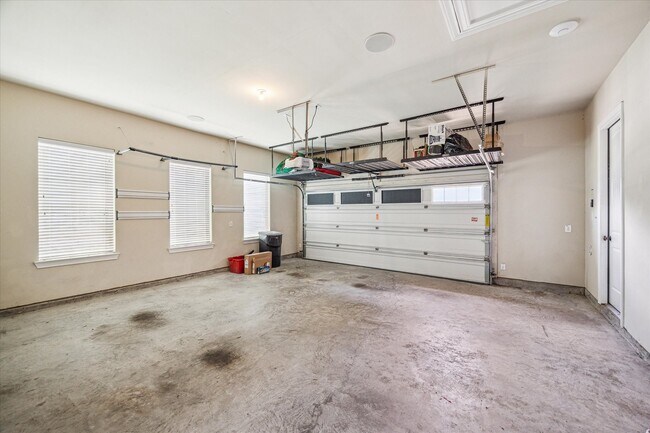 Building Photo - 16227 Latticevine