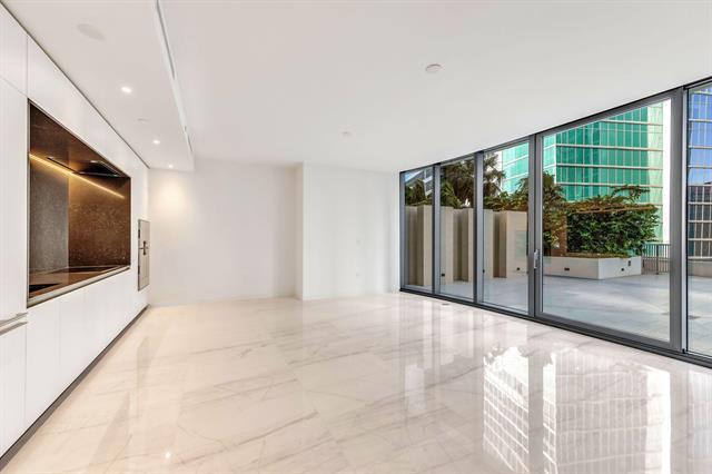 Building Photo - 300 Biscayne Blvd Way