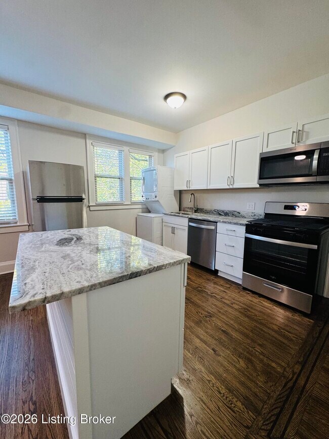 Building Photo - 2113 Speed Ave