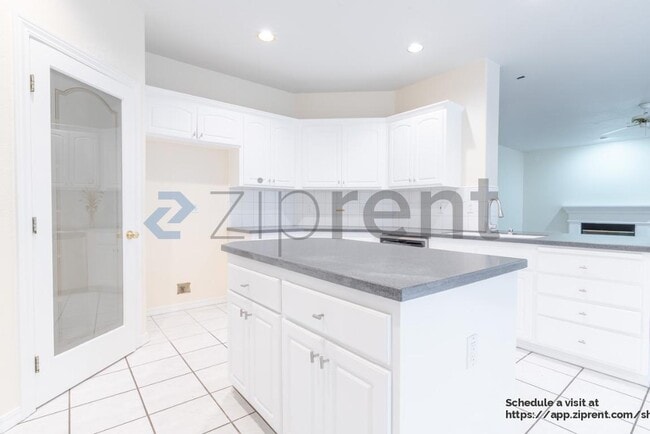 Building Photo - 5161 Weston Way