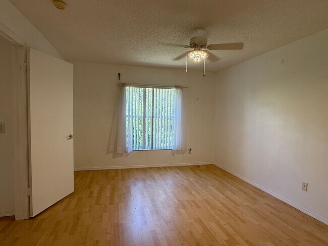 Building Photo - Gated Community