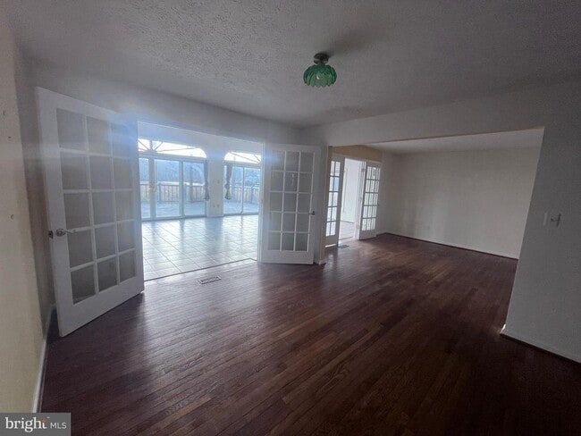 Building Photo - 3012 Cruiser Dr