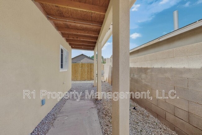 Building Photo - 515 Marble Ave