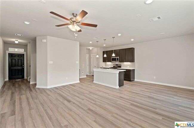 Building Photo - 17102B Carmel Cricket Dr