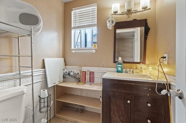 Building Photo - 4602 Inland Ct