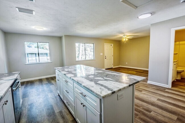 Building Photo - Brand New 2x1! Fully Renovated throughout!...