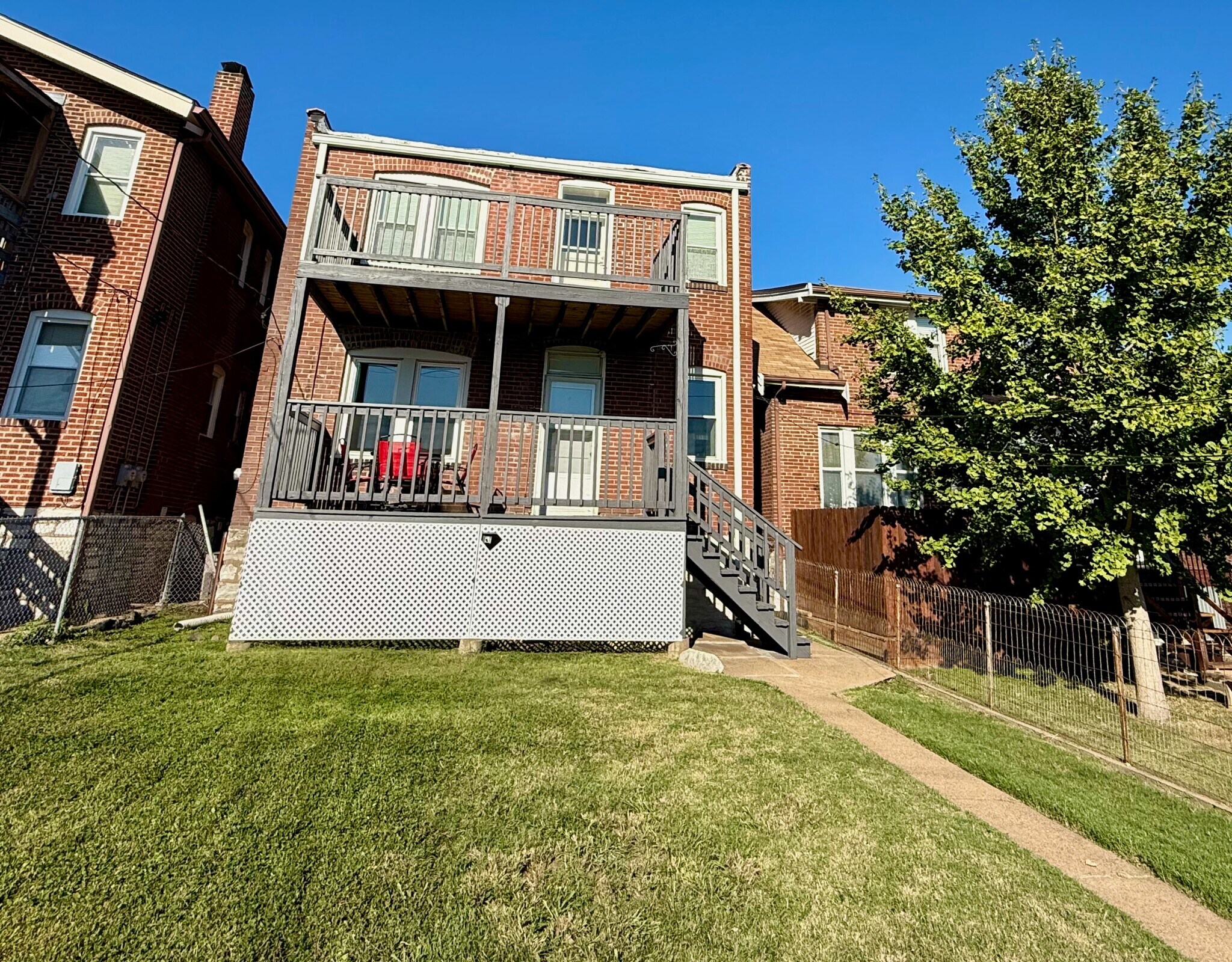 Building Photo - 4950 Loughborough Ave