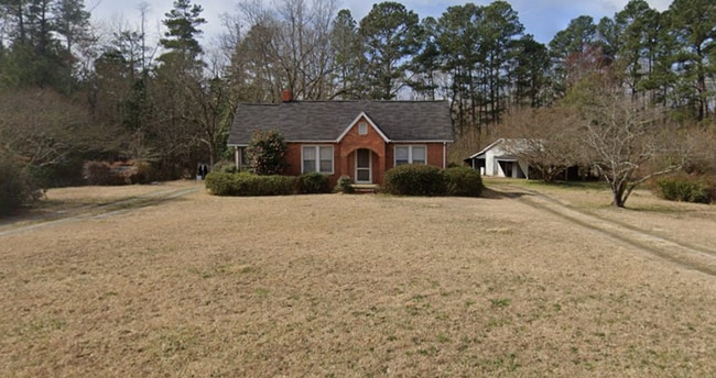 Primary Photo - Beautiful Vintage Brick Home on 4.8 Acres
