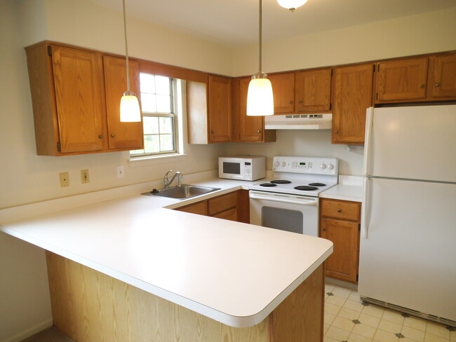 Building Photo - 322 Kent Ln