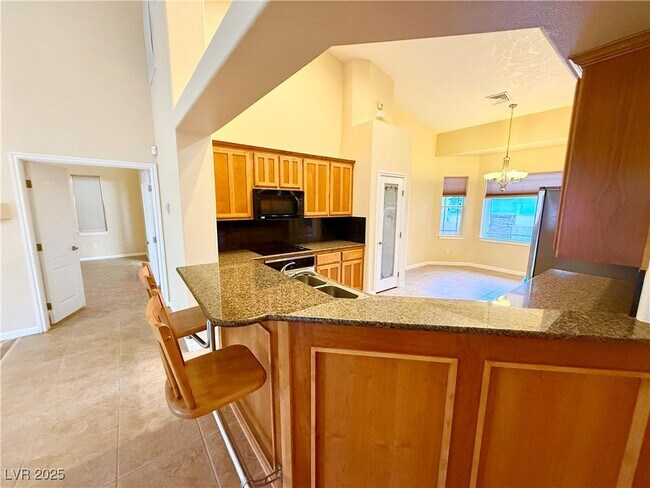 Building Photo - 6780 Sandpebble St