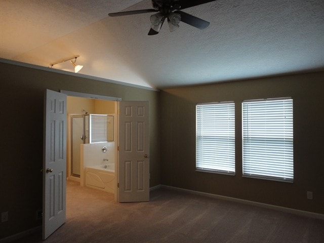Building Photo - 4073 Sherbourne Dr
