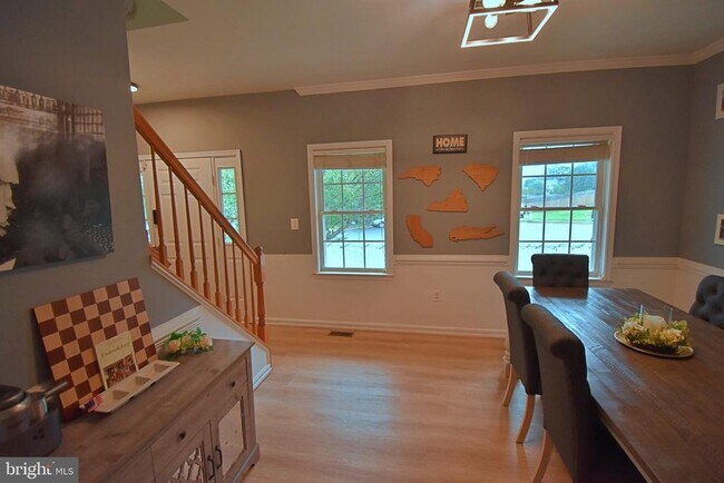 Building Photo - 34 Ashcroft Dr