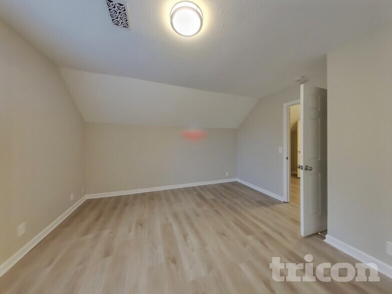 Building Photo - 426 Kinsey Blvd