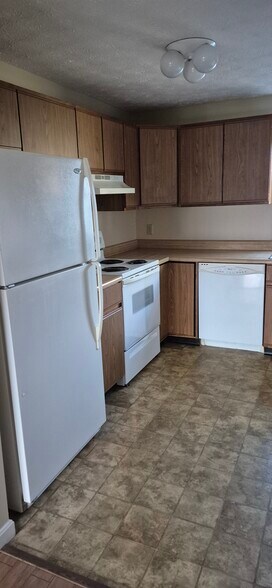 Building Photo - 241 Alfred St