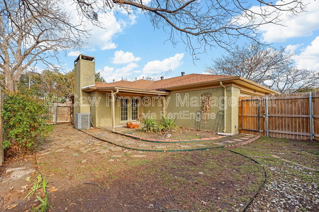Building Photo - 4300 Segura Ct N