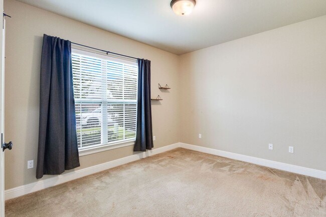 Building Photo - RENTAL HOME AVAILABLE NOW IN YOUNGSVILLE!