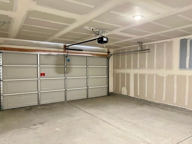 Building Photo - 2566 Aaron Pl