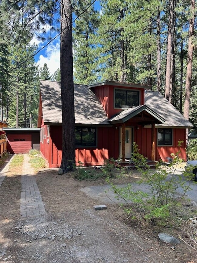 Building Photo - Cute 3Bd home available for a 3-6 month se...