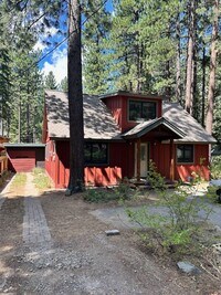 Building Photo - Cute 3Bd home available for a 3-6 month se...