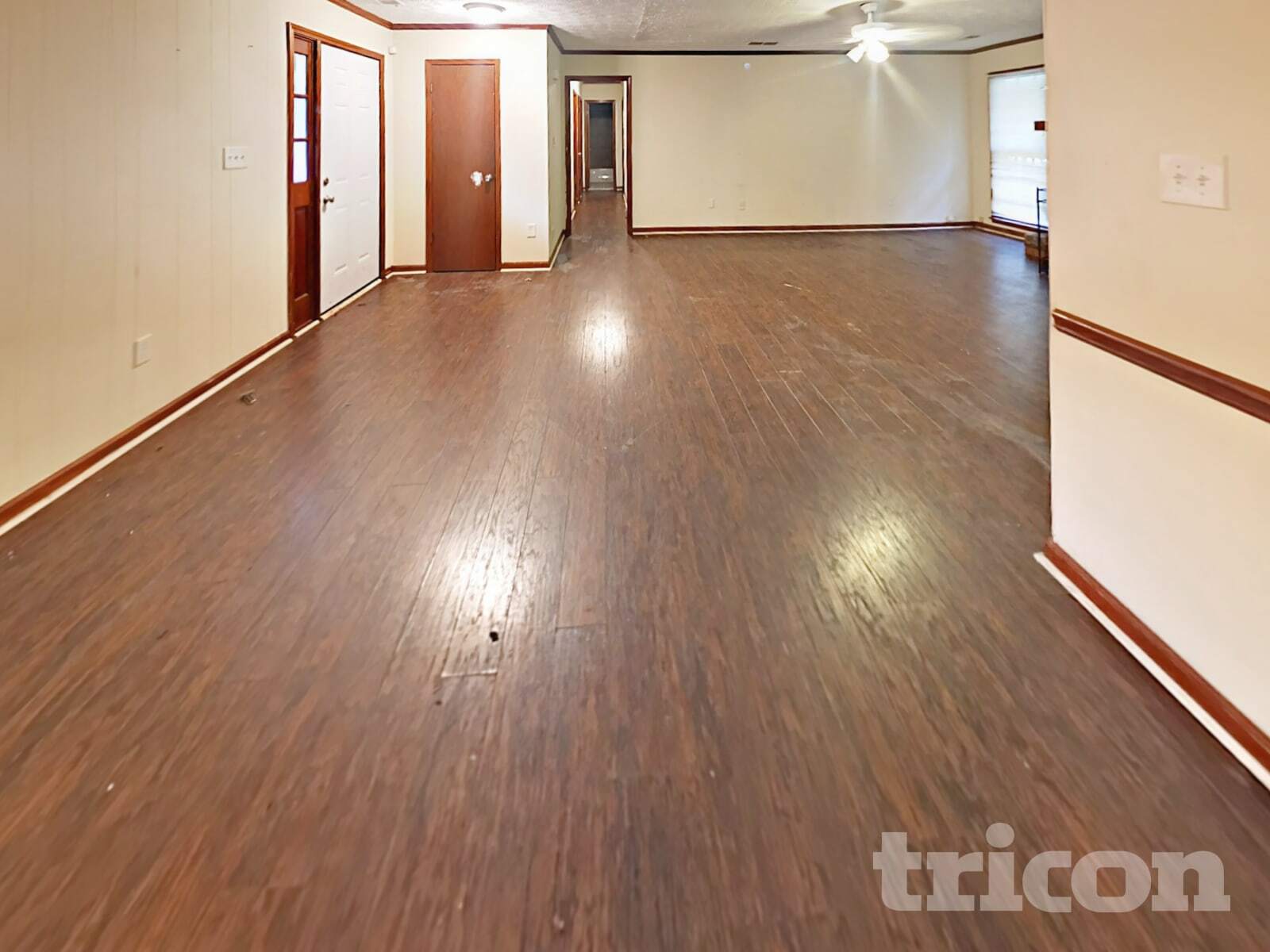 Building Photo - 20 Lakeside Dr