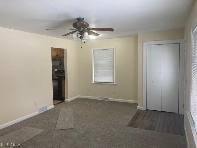 Building Photo - 310 N Mecca St