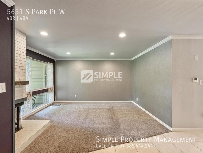 Building Photo - 5651 S Park Pl W