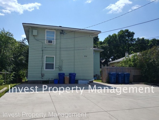 Building Photo - 331 W Fuller Ave