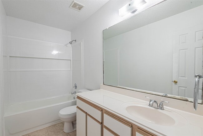 Building Photo - 19507 Narcissus Brook Ln