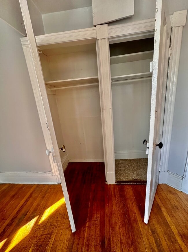 Building Photo - 20 Main St