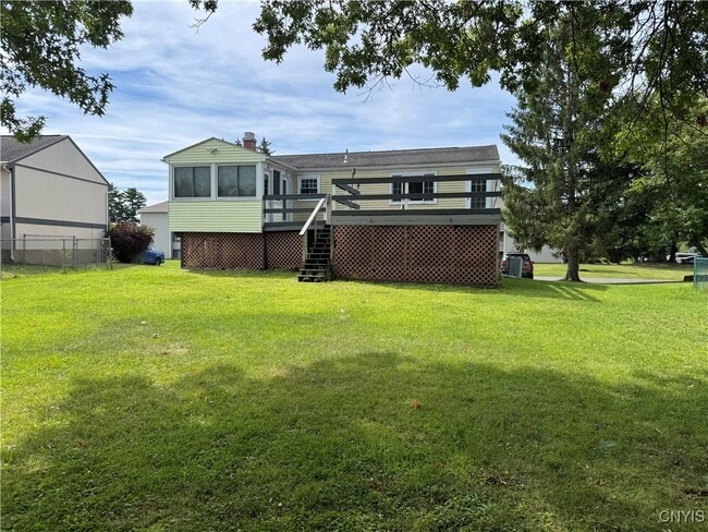 Building Photo - 8265 Warbler Way