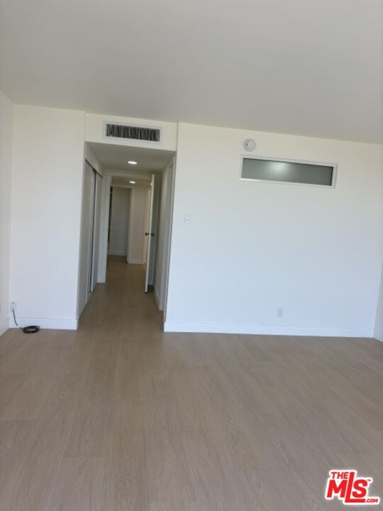 Building Photo - 4337 Marina City Dr