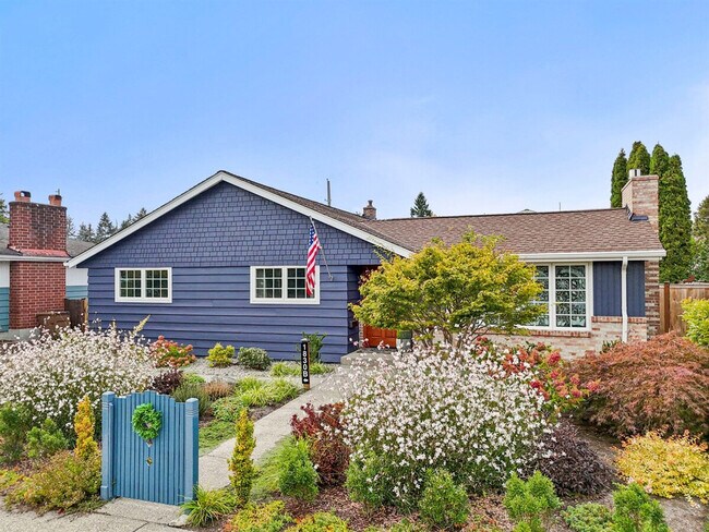 Building Photo - 5717 N 18th St