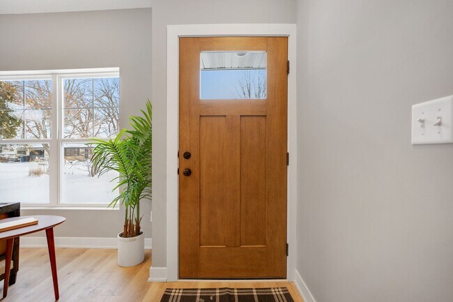 Building Photo - Available 07/01! New Build 4 bed 3 Bath in Hopkins!