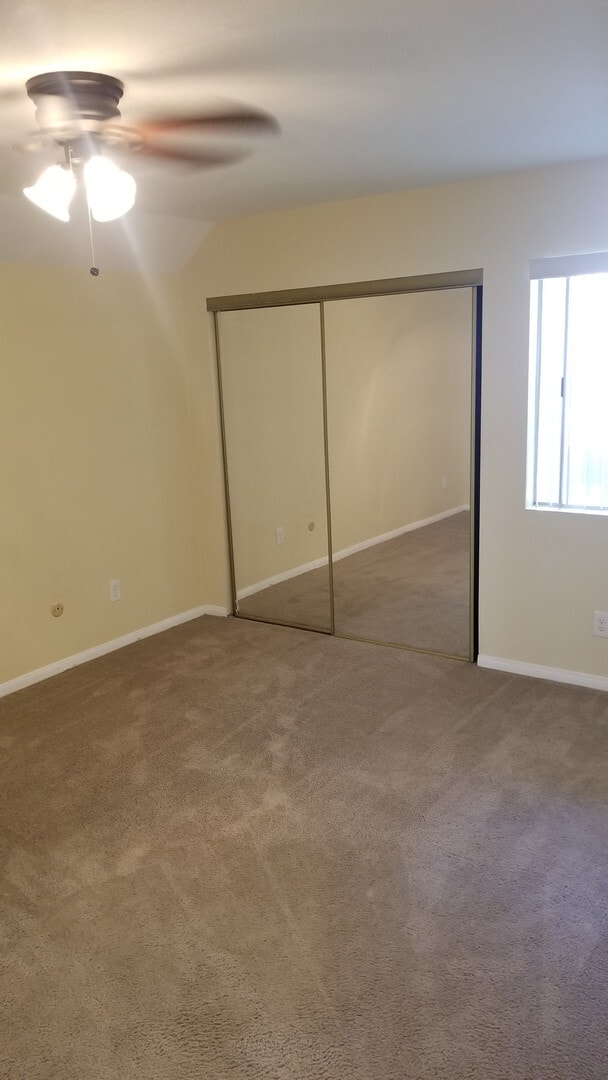 Building Photo - Gorgeous and Comfortable - Dual Master Sui...