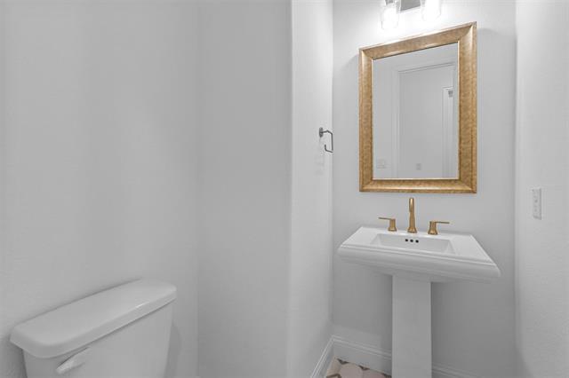 Building Photo - 2241 Red Cedar Trl