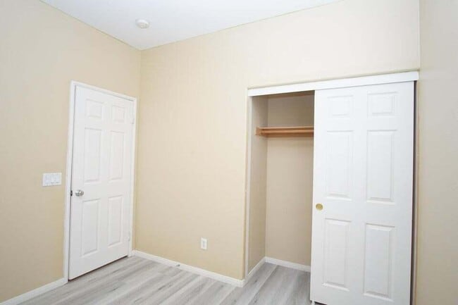 Building Photo - 37648 Beeston Ct