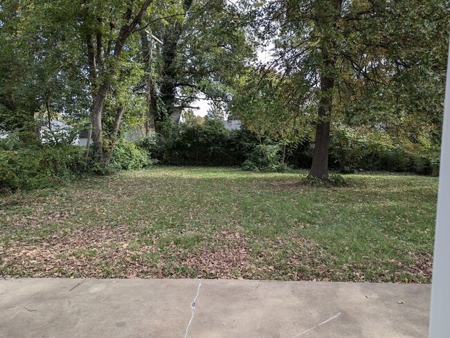 Building Photo - Dellwood Dream on Dennis