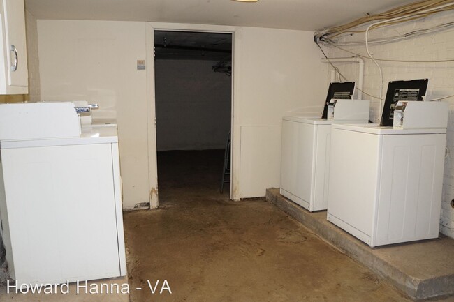 Building Photo - 1 br, 1 bath House - 7340 Hampton Blvd., #B3