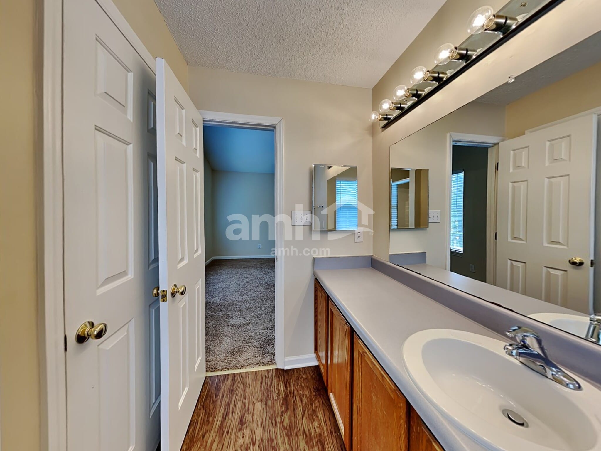 Building Photo - 6800 Fereday Ct