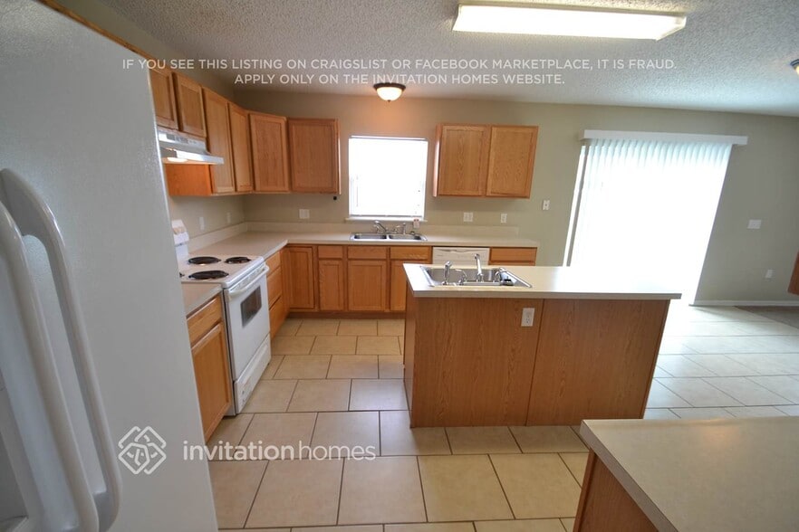 Building Photo - 6024 Kaley Dr