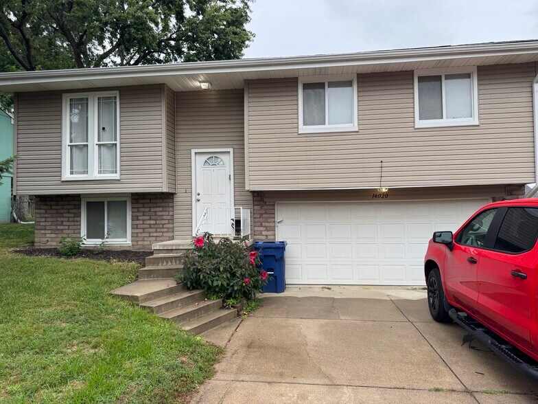 Building Photo - 14020 Barretts Dr