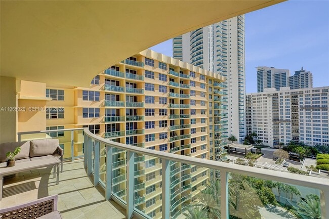 Building Photo - 2501 S Ocean Dr