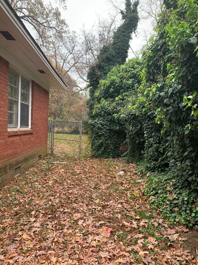 Building Photo - Cozy 2 Bedroom Apartment with 800 sqft in Jonesboro, AR - A Must-See Rental Property!