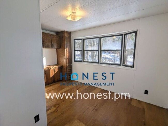 Building Photo - 9 Lexi Ln