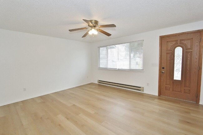 Building Photo - Single-Level Home on Corner Lot